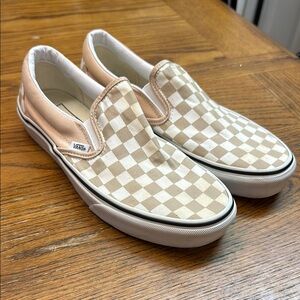 🎉HP🎉 Beige Checkered Slip-On Loafers